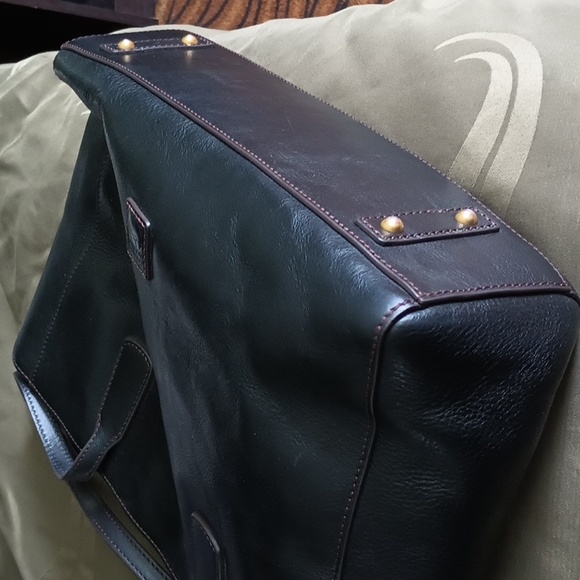 Dooney & Bourke - Picture 4 of 4